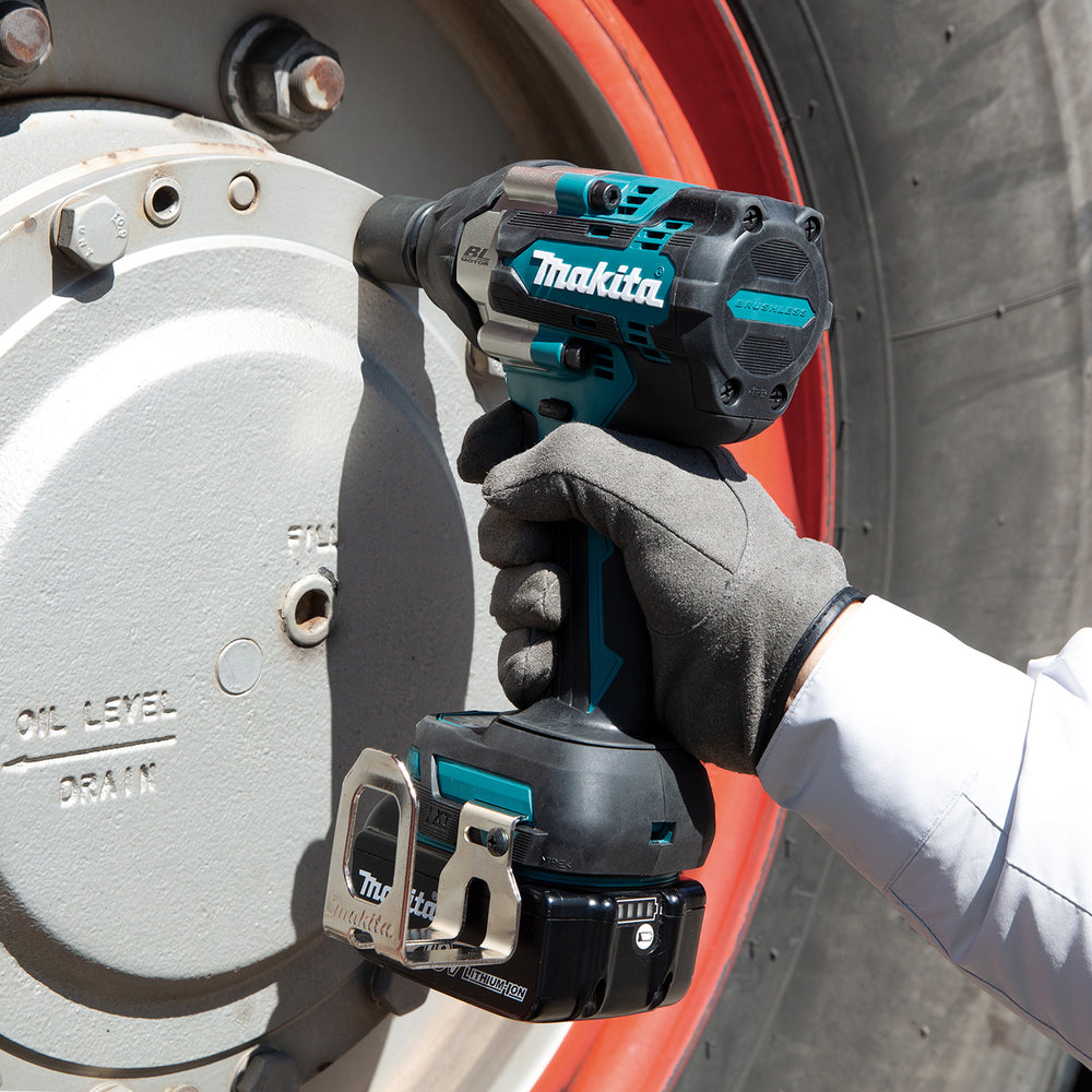 Makita DTW700TJX1 Cordless 18V Impact Wrench 12.7mm / 1/2" 700Nm Brushless Motor