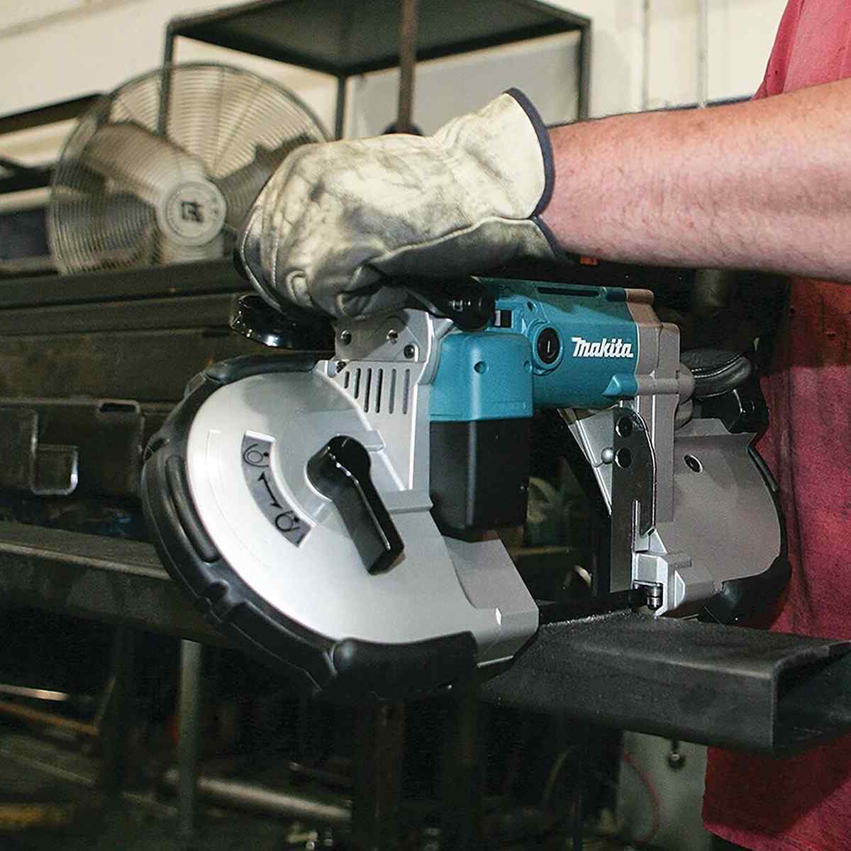 Makita 2107FK Variable Speed Portable Band Saw 120 x 120mm / (4-3/4" x 4-3/4") 710 Watt